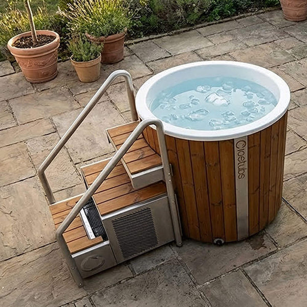 XL Thermowood and Fiberglass Hot-Cold Plunge Tub